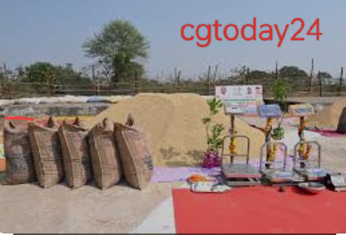 मुख्यमंत्री ने किसानों को दिया एक और तोहफा,किसान धान खरीदी केन्द्रों में माइक्रो एटीएम से निकाल सकेंगे तत्काल 10 हजार रूपए